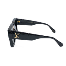 Load image into Gallery viewer, LOUIS VUITTON Cyclone sunglasses
