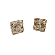 Load image into Gallery viewer, Chanel earrings square CC
