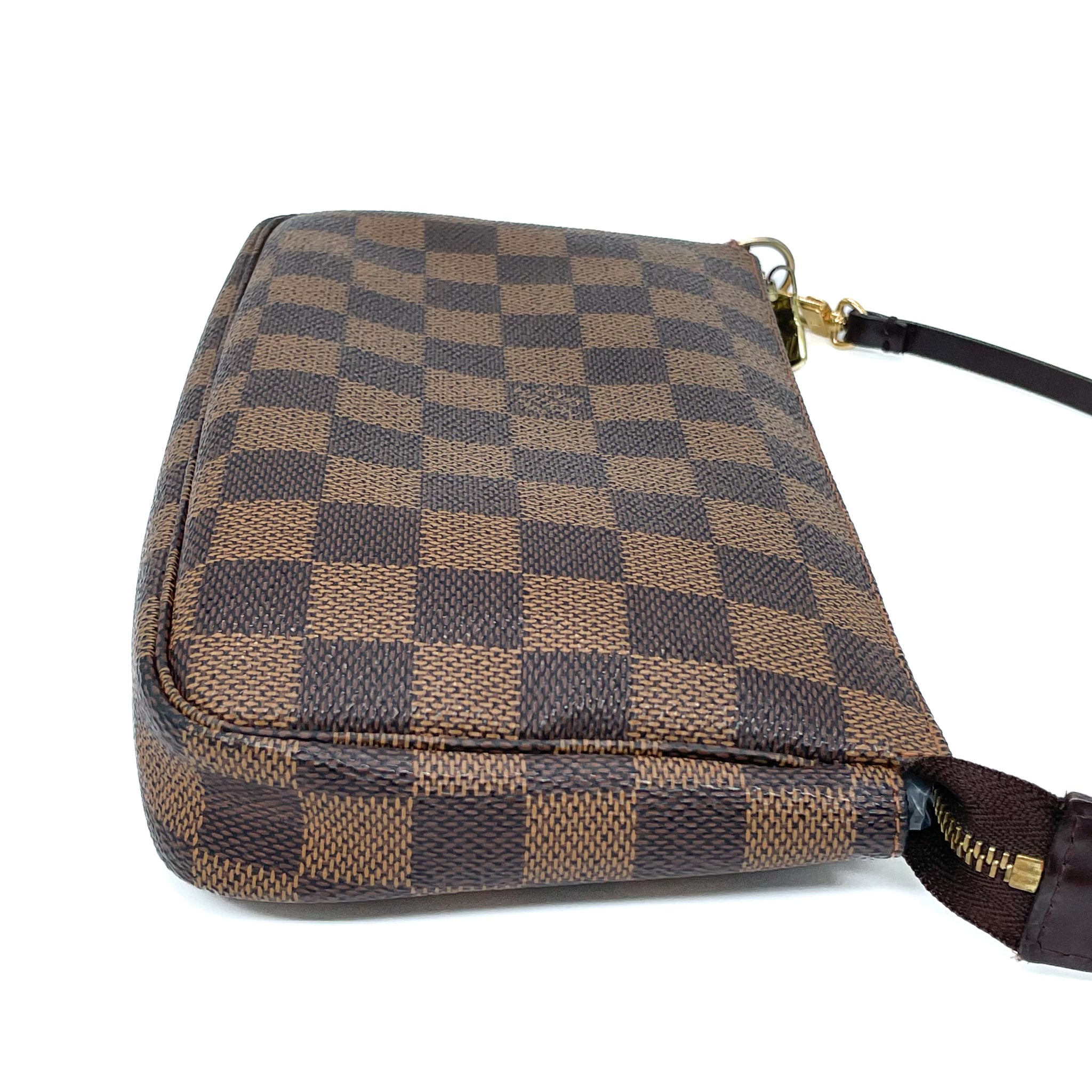 ❤️POCHETTE ACCESSORIES DAMIER AZUR ❤️ BRAND NEW MADE IN FRANCE Rm26000