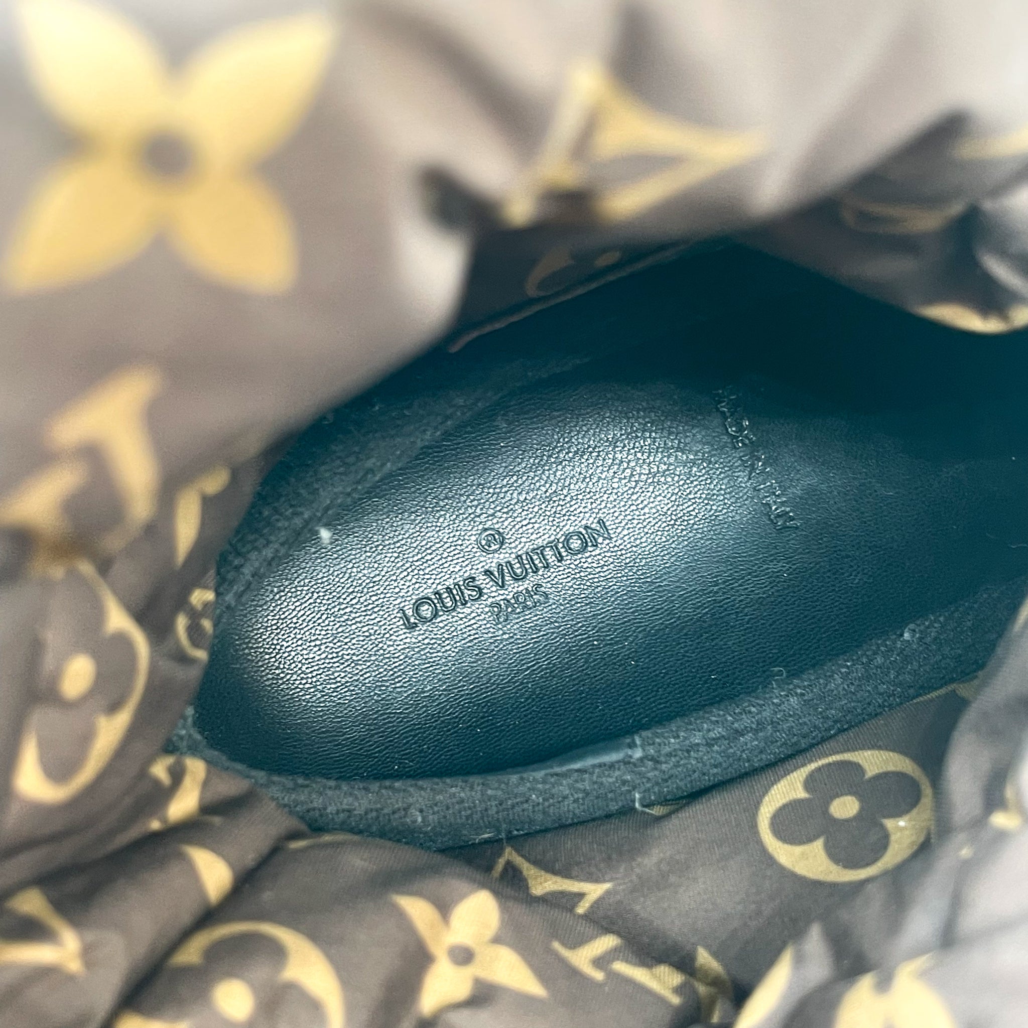 Louis Vuitton Pillow Flat Comfort Ankle Boot, Grey, 39