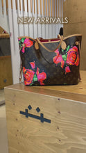Load and play video in Gallery viewer, LOUIS VUITTON Pre-owned, Limited Edition Neverfull MM Stephen Sprouse Roses

